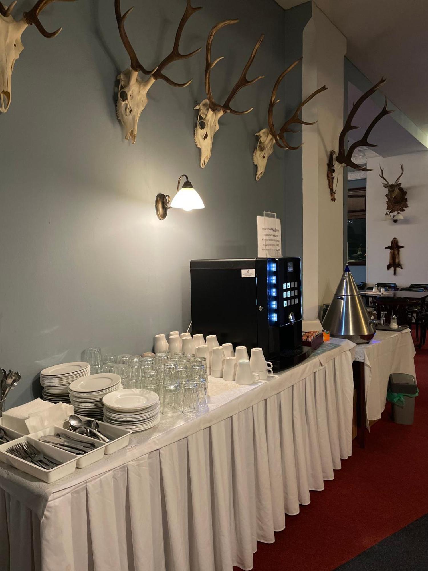 Hotel Cerny Orel Zatec Luaran gambar